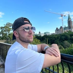 Meet your Posher, Sam